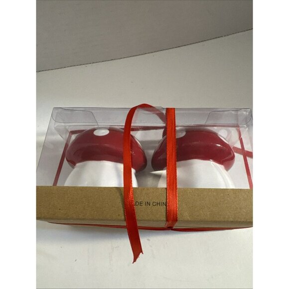 Mushroom Salt & Pepper Shakers Red White Polka Dot NEW Hand Painted by Lang - Picture 9 of 9